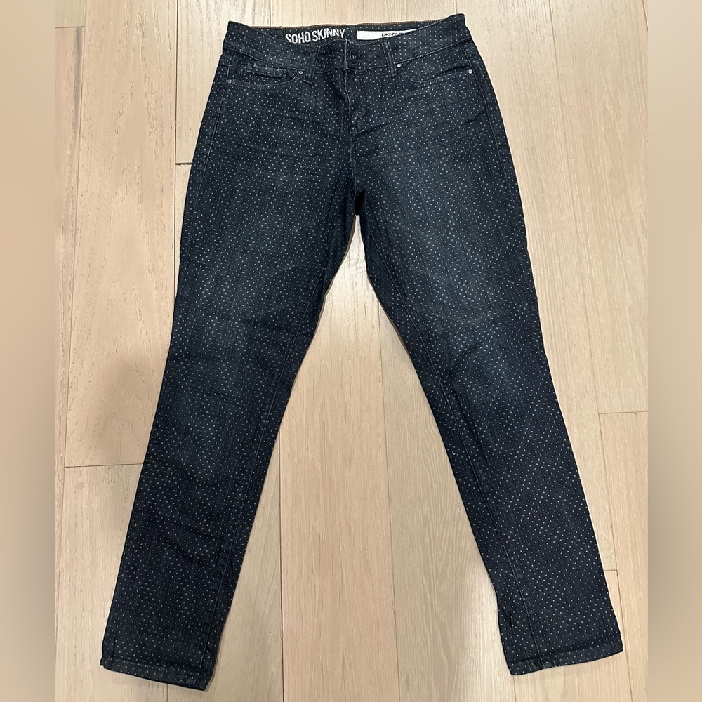 DKNY Jeans Women’s Soho Skinny Dark Blue Polka Dot Pattern Jeans